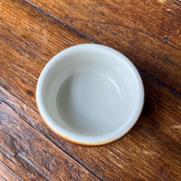 Hall Pottery #915 2oz Round Ramekin or Cheese Pipkin Made in USA - Picture 6 of 7
